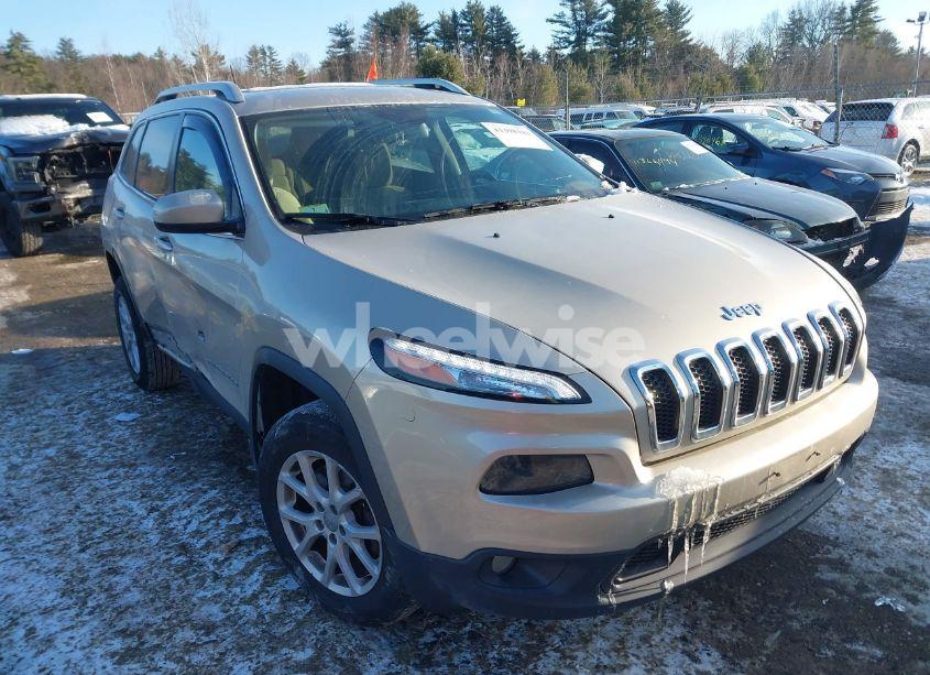 2015 Jeep Cherokee LATITUDE (VIN 1C4PJMCB2FW642239) main photo