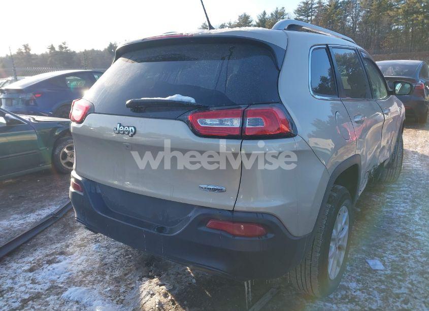 Photo 16 of 2015 Jeep Cherokee LATITUDE (VIN 1C4PJMCB2FW642239)