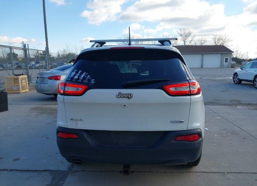 Photo 16 of 2015 Jeep Cherokee LATITUDE (VIN 1C4PJMCB2FW663897)