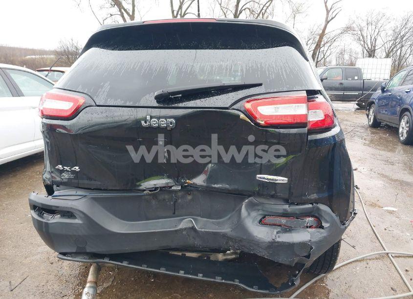 Photo 16 of 2016 Jeep Cherokee LATITUDE (VIN 1C4PJMCB2GW103394)