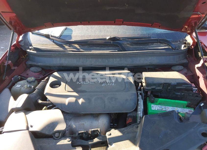 Photo 10 of 2016 Jeep Cherokee LATITUDE (VIN 1C4PJMCB2GW130630)