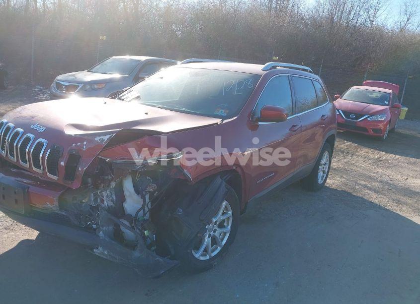 Photo 2 of 2016 Jeep Cherokee LATITUDE (VIN 1C4PJMCB2GW130630)