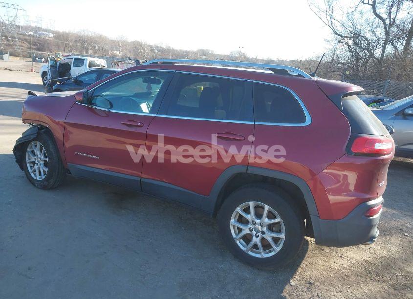 Photo 3 of 2016 Jeep Cherokee LATITUDE (VIN 1C4PJMCB2GW130630)