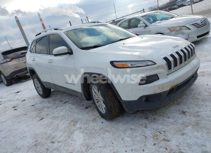 2016 Jeep Cherokee LATITUDE (VIN 1C4PJMCB2GW145998) main photo