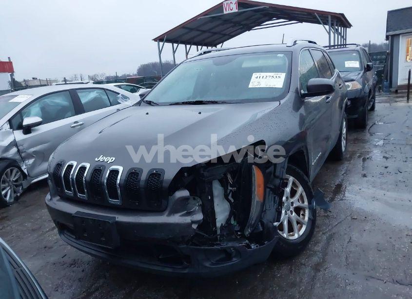 Photo 12 of 2016 Jeep Cherokee LATITUDE (VIN 1C4PJMCB2GW152160)