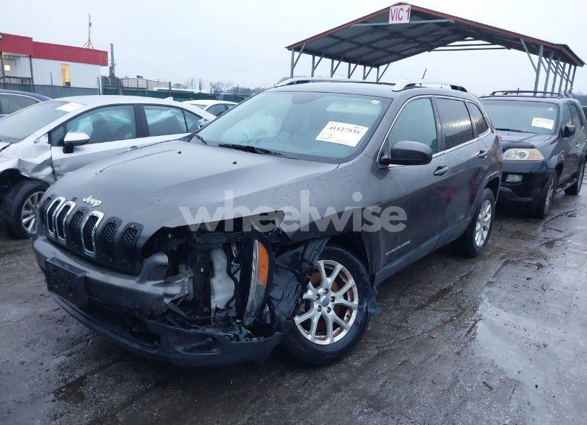 Photo 2 of 2016 Jeep Cherokee LATITUDE (VIN 1C4PJMCB2GW152160)