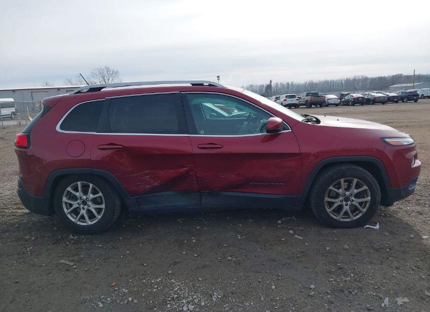Photo 13 of 2016 Jeep Cherokee LATITUDE (VIN 1C4PJMCB2GW154815)