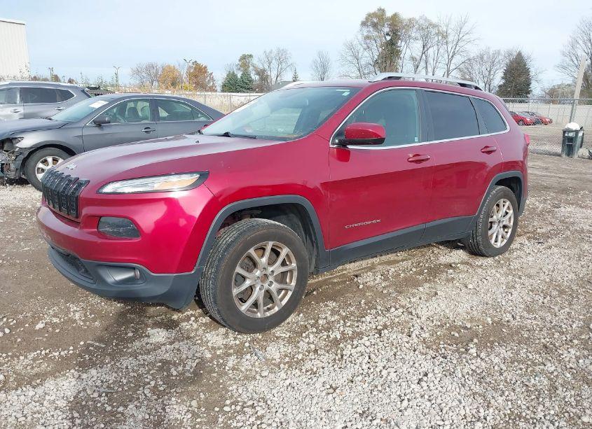 Photo 2 of 2016 Jeep Cherokee LATITUDE (VIN 1C4PJMCB2GW154815)