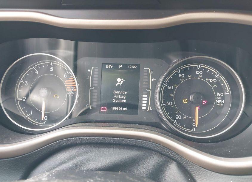 Photo 7 of 2016 Jeep Cherokee LATITUDE (VIN 1C4PJMCB2GW154815)