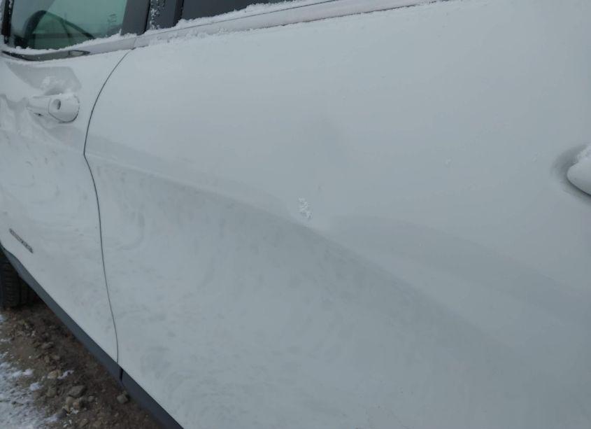 Photo 17 of 2016 Jeep Cherokee LATITUDE (VIN 1C4PJMCB2GW196949)