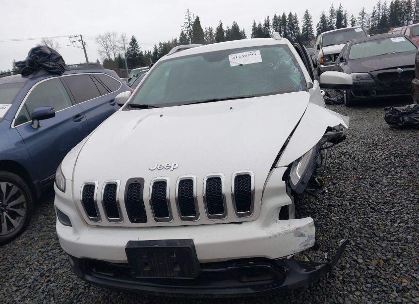 Photo 13 of 2016 Jeep Cherokee LATITUDE (VIN 1C4PJMCB2GW197146)