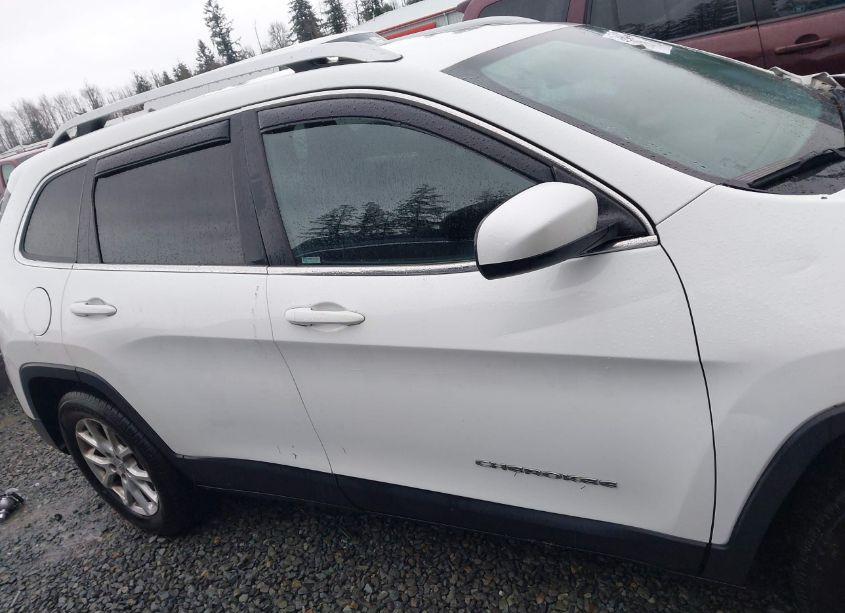 Photo 14 of 2016 Jeep Cherokee LATITUDE (VIN 1C4PJMCB2GW197146)