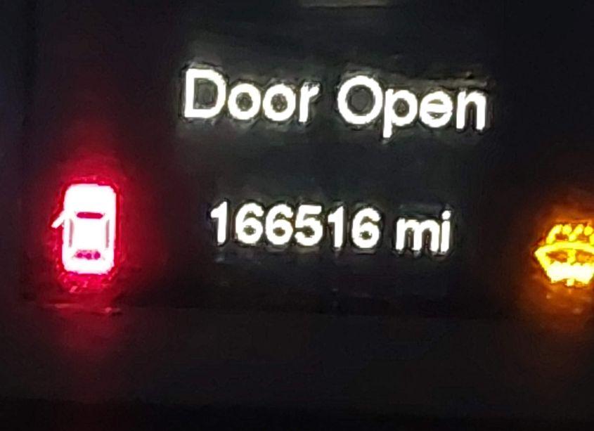 Photo 16 of 2016 Jeep Cherokee LATITUDE (VIN 1C4PJMCB2GW197146)