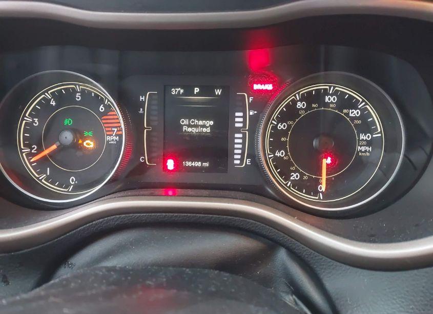 Photo 15 of 2016 Jeep Cherokee LATITUDE (VIN 1C4PJMCB2GW227875)