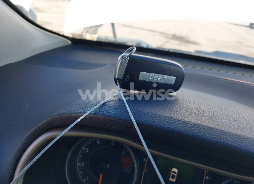 Photo 11 of 2016 Jeep Cherokee 75TH ANNIVERSARY (VIN 1C4PJMCB2GW277188)