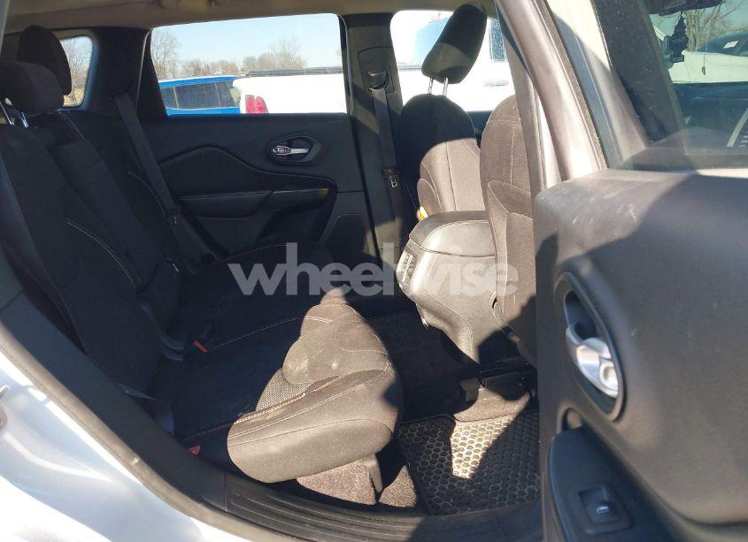 Photo 8 of 2016 Jeep Cherokee 75TH ANNIVERSARY (VIN 1C4PJMCB2GW277188)