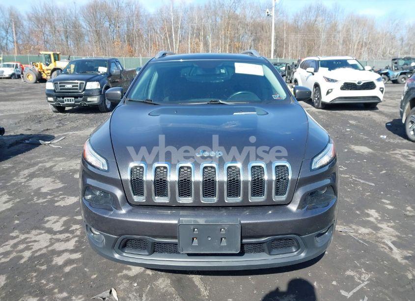 Photo 12 of 2016 Jeep Cherokee LATITUDE (VIN 1C4PJMCB2GW340385)