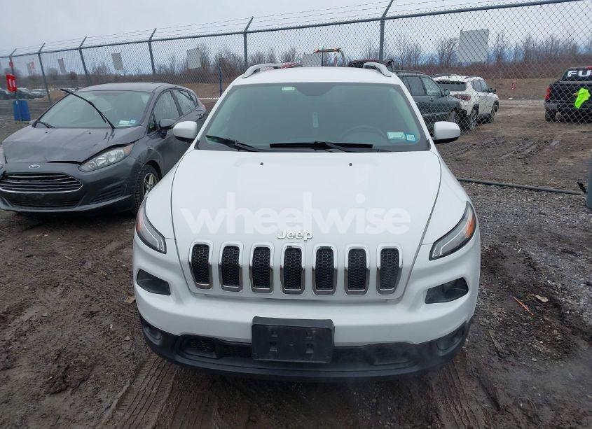 Photo 12 of 2016 Jeep Cherokee LATITUDE (VIN 1C4PJMCB2GW372186)