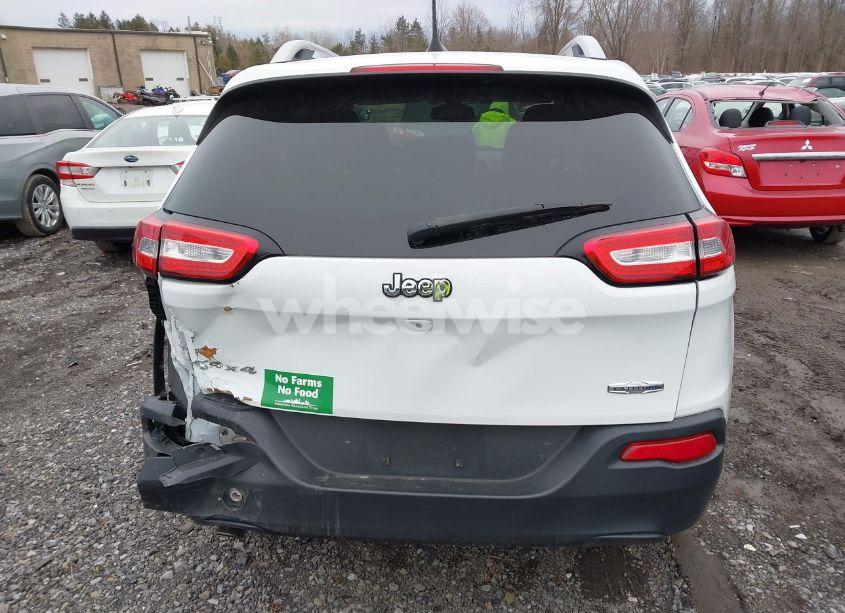 Photo 16 of 2016 Jeep Cherokee LATITUDE (VIN 1C4PJMCB2GW372186)