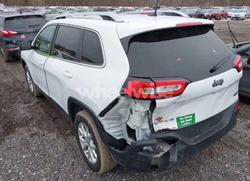 Photo 3 of 2016 Jeep Cherokee LATITUDE (VIN 1C4PJMCB2GW372186)