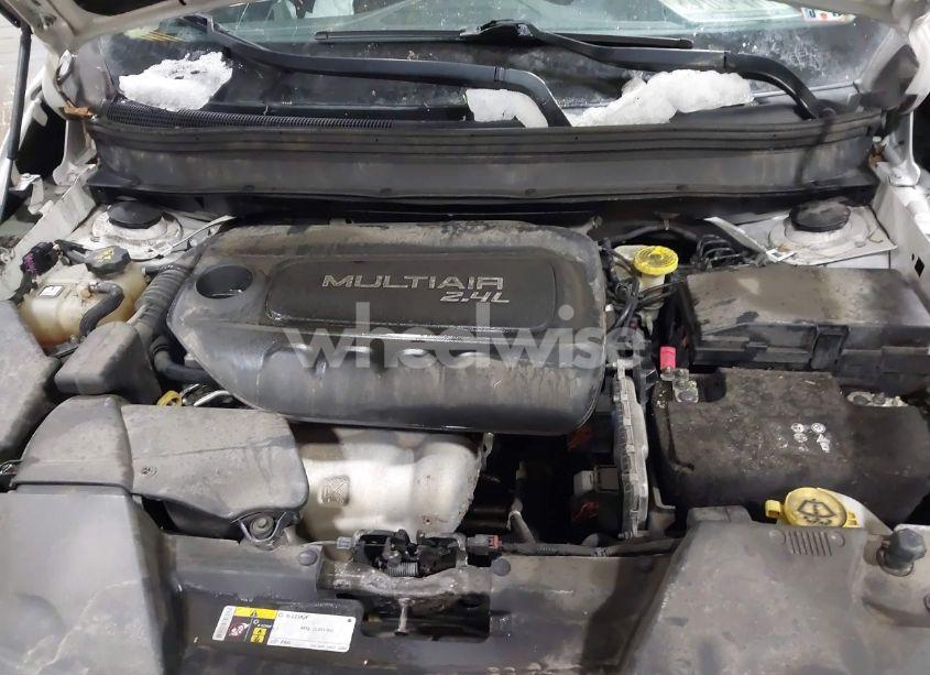 Photo 10 of 2017 Jeep Cherokee LATITUDE 4X4 (VIN 1C4PJMCB2HW537512)