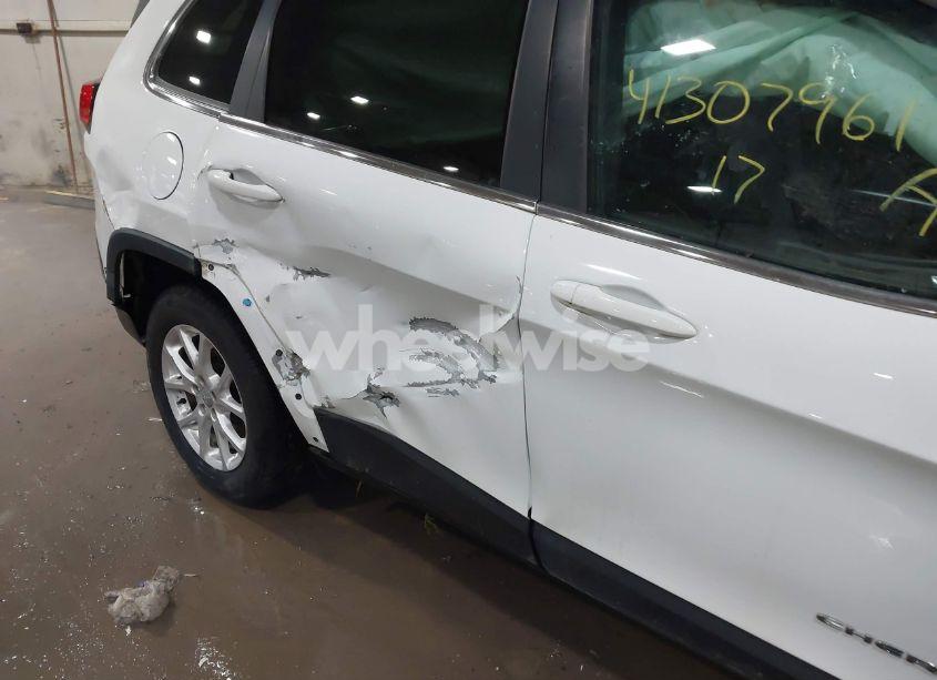 Photo 17 of 2017 Jeep Cherokee LATITUDE 4X4 (VIN 1C4PJMCB2HW537512)