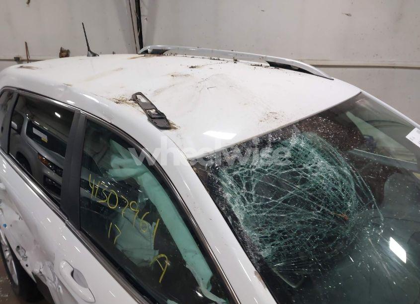 Photo 18 of 2017 Jeep Cherokee LATITUDE 4X4 (VIN 1C4PJMCB2HW537512)