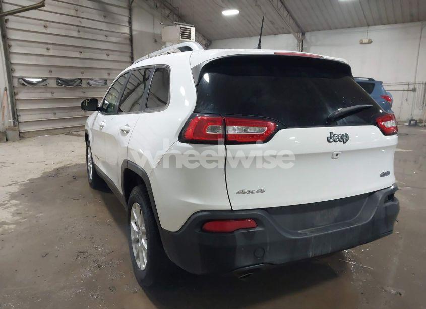 Photo 3 of 2017 Jeep Cherokee LATITUDE 4X4 (VIN 1C4PJMCB2HW537512)
