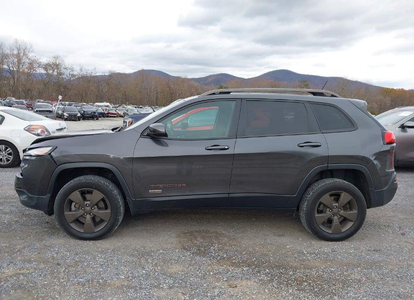 Photo 15 of 2017 Jeep Cherokee 75TH ANNIVERSARY EDITION 4X4 (VIN 1C4PJMCB2HW574916)