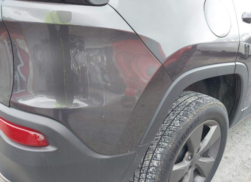 Photo 21 of 2017 Jeep Cherokee 75TH ANNIVERSARY EDITION 4X4 (VIN 1C4PJMCB2HW574916)