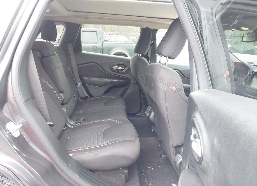 Photo 8 of 2017 Jeep Cherokee 75TH ANNIVERSARY EDITION 4X4 (VIN 1C4PJMCB2HW574916)