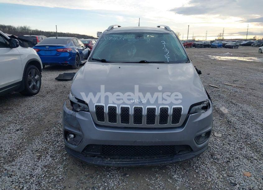 Photo 13 of 2019 Jeep Cherokee LATITUDE 4X4 (VIN 1C4PJMCB2KD212751)