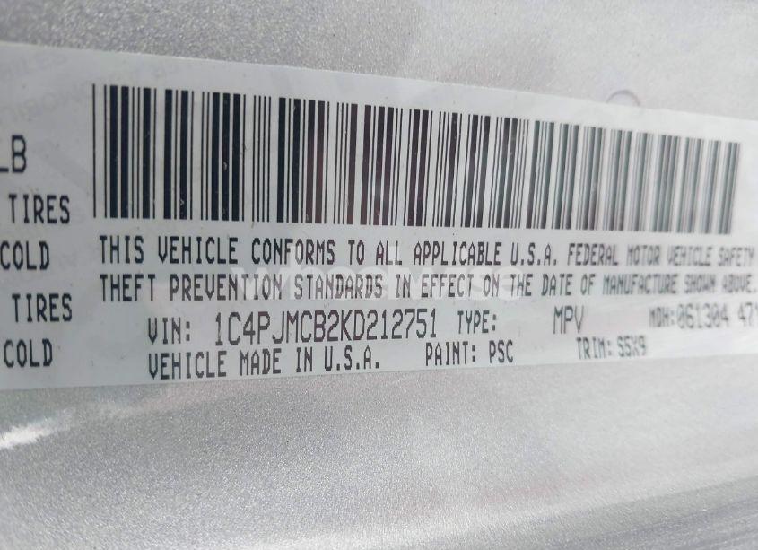 Photo 9 of 2019 Jeep Cherokee LATITUDE 4X4 (VIN 1C4PJMCB2KD212751)