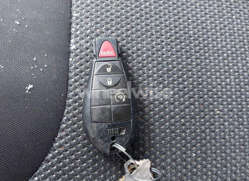 Photo 11 of 2019 Jeep Cherokee LATITUDE 4X4 (VIN 1C4PJMCB2KD254885)