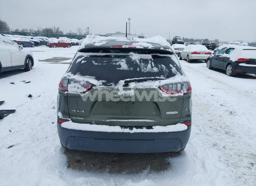 Photo 16 of 2019 Jeep Cherokee LATITUDE 4X4 (VIN 1C4PJMCB2KD254885)