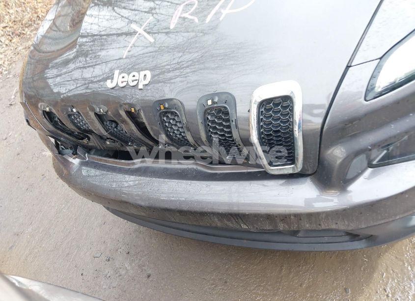 Photo 12 of 2014 Jeep Cherokee LATITUDE (VIN 1C4PJMCB3EW201296)