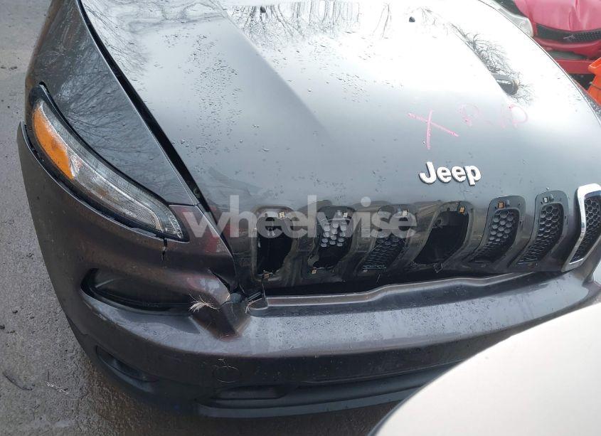 Photo 19 of 2014 Jeep Cherokee LATITUDE (VIN 1C4PJMCB3EW201296)