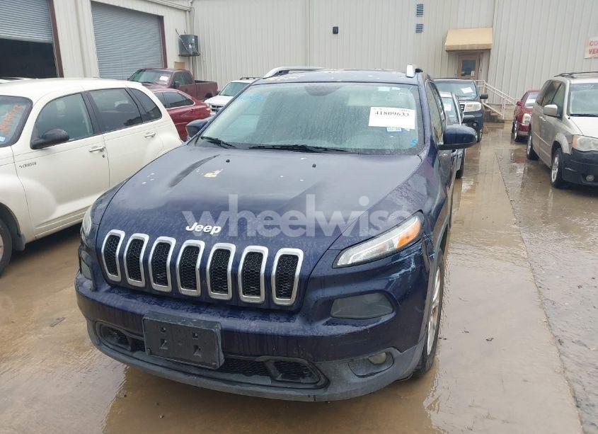 Photo 12 of 2015 Jeep Cherokee LATITUDE (VIN 1C4PJMCB3FW672463)