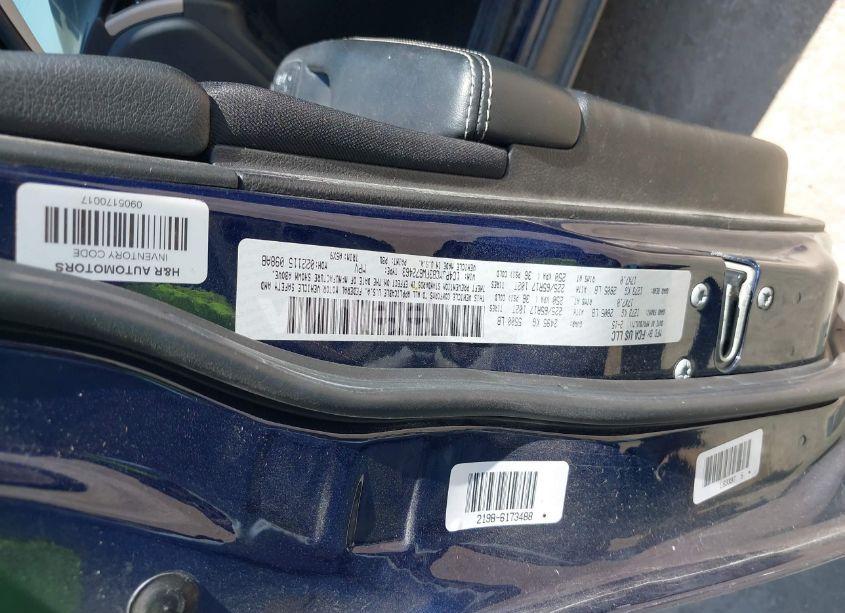 Photo 9 of 2015 Jeep Cherokee LATITUDE (VIN 1C4PJMCB3FW672463)