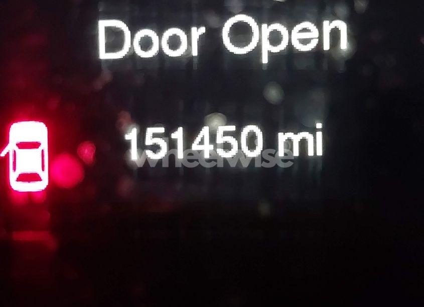 Photo 15 of 2016 Jeep Cherokee LATITUDE (VIN 1C4PJMCB3GW187502)