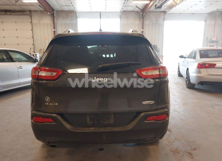 Photo 16 of 2016 Jeep Cherokee LATITUDE (VIN 1C4PJMCB3GW187502)