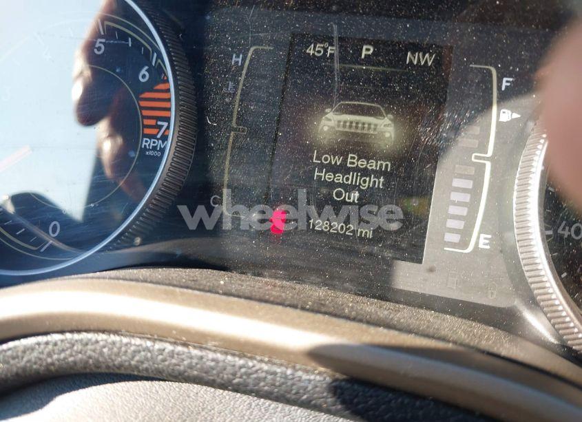 Photo 16 of 2016 Jeep Cherokee LATITUDE (VIN 1C4PJMCB3GW215394)