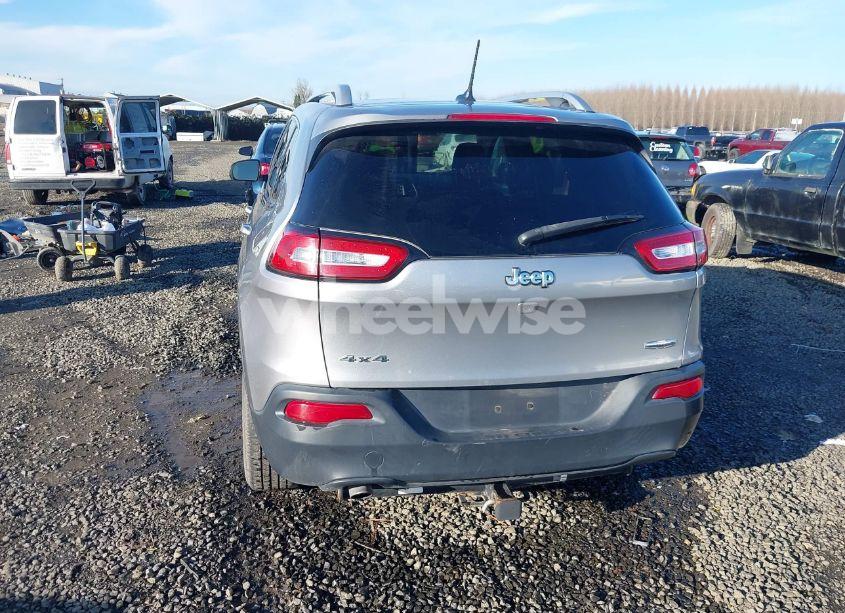 Photo 17 of 2016 Jeep Cherokee LATITUDE (VIN 1C4PJMCB3GW215394)