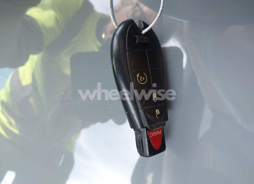 Photo 11 of 2016 Jeep Cherokee LATITUDE (VIN 1C4PJMCB3GW252316)