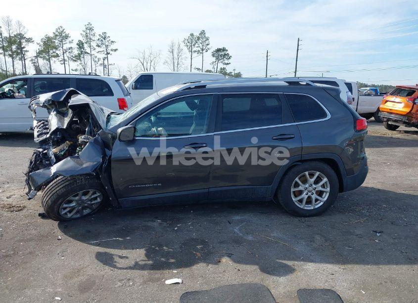 Photo 14 of 2016 Jeep Cherokee LATITUDE (VIN 1C4PJMCB3GW252316)