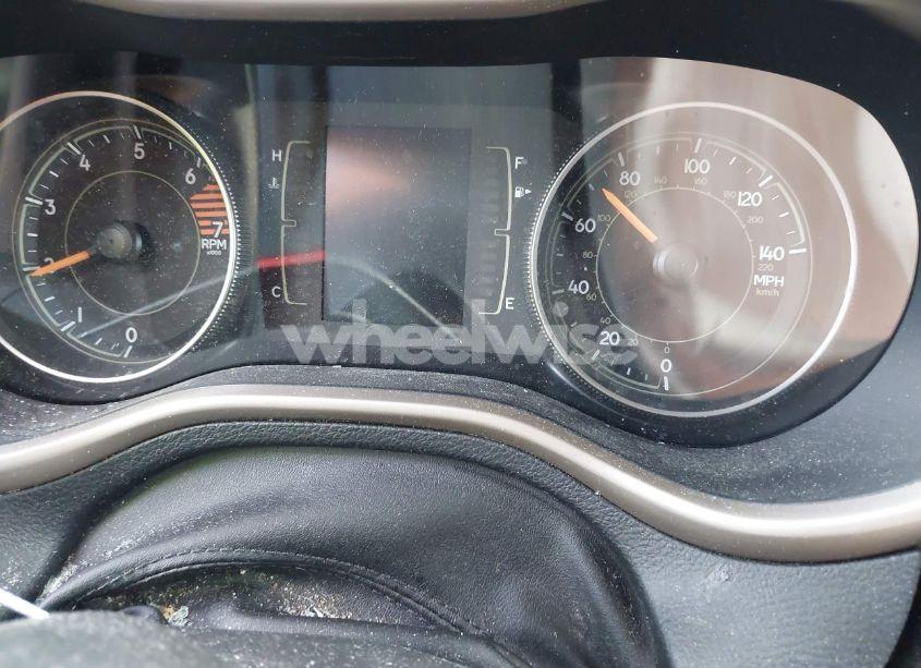 Photo 15 of 2016 Jeep Cherokee LATITUDE (VIN 1C4PJMCB3GW252316)