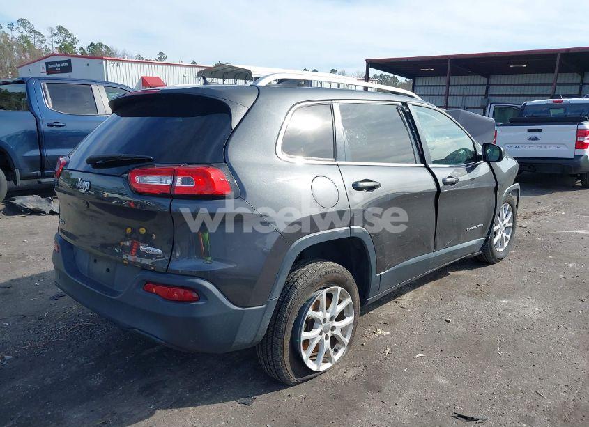 Photo 4 of 2016 Jeep Cherokee LATITUDE (VIN 1C4PJMCB3GW252316)