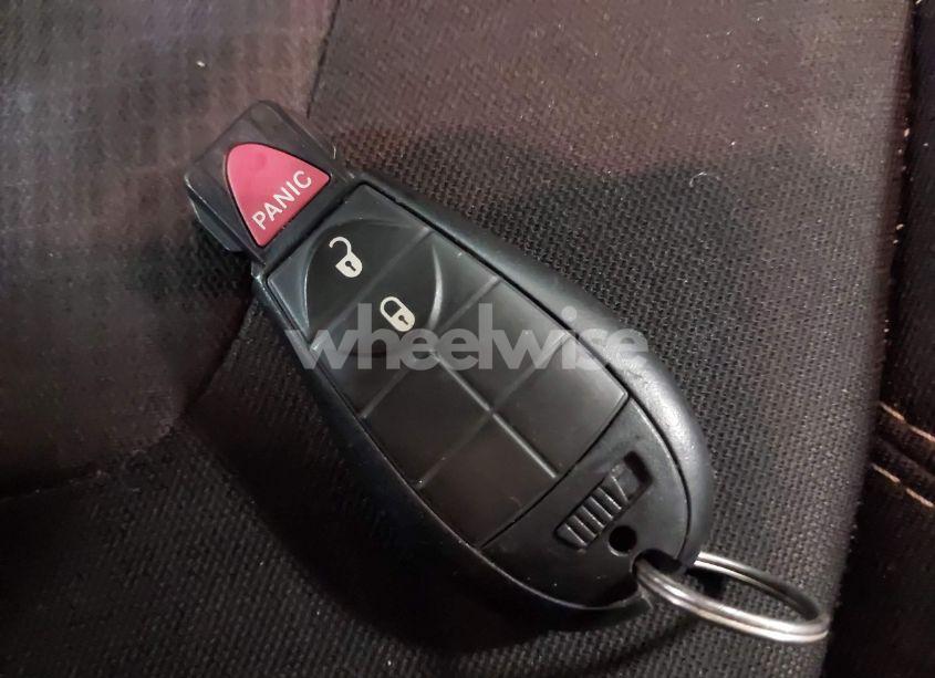 Photo 11 of 2016 Jeep Cherokee LATITUDE (VIN 1C4PJMCB3GW267804)