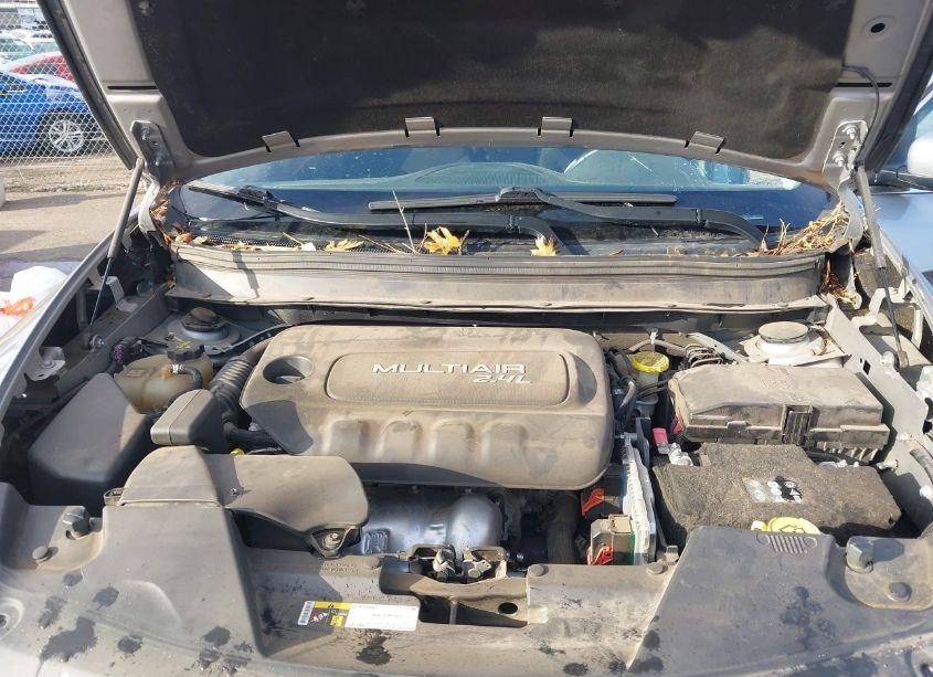 Photo 10 of 2016 Jeep Cherokee LATITUDE (VIN 1C4PJMCB3GW304818)