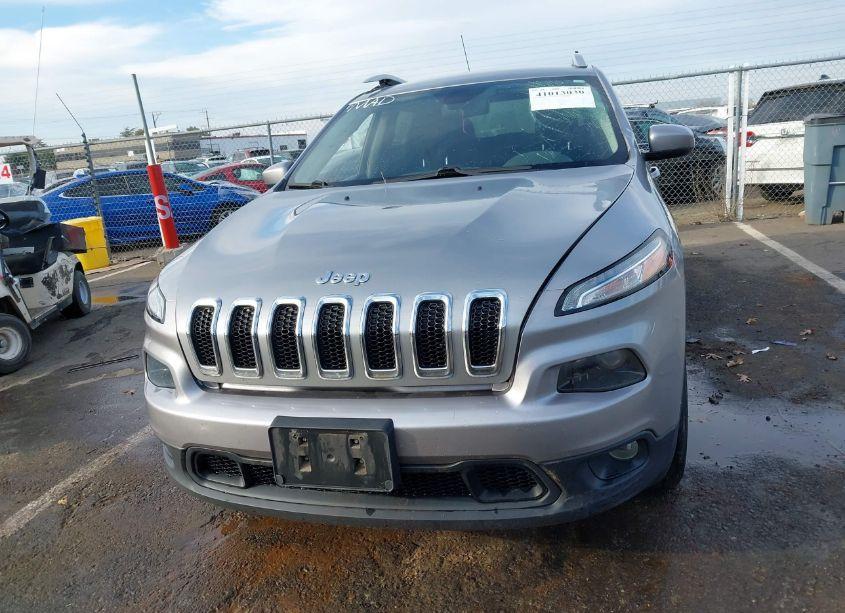 Photo 12 of 2016 Jeep Cherokee LATITUDE (VIN 1C4PJMCB3GW304818)